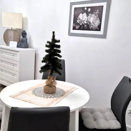 Apartment Jaracza 28 Nr 4