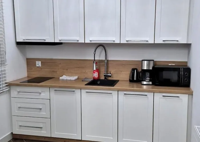 Jaracza 28 Nr 4 * Słupsk